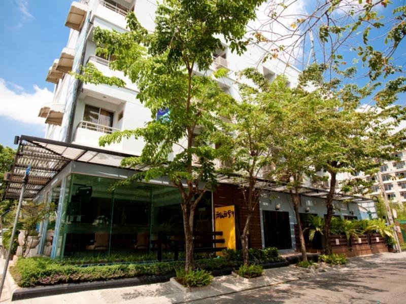 Synsiri Ladphrao 130 Hotel Bangkok Esterno foto
